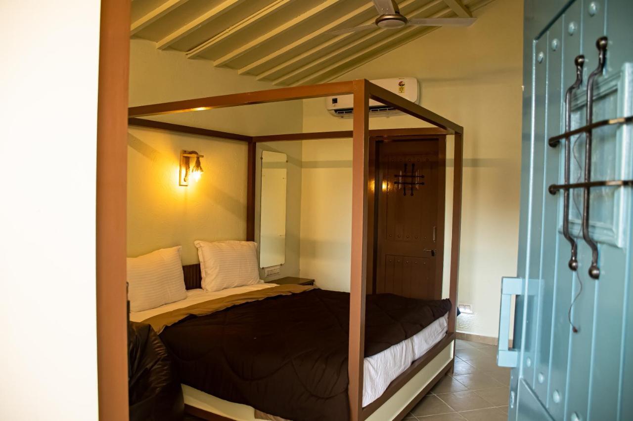 The Village Resort Mundra Buitenkant foto