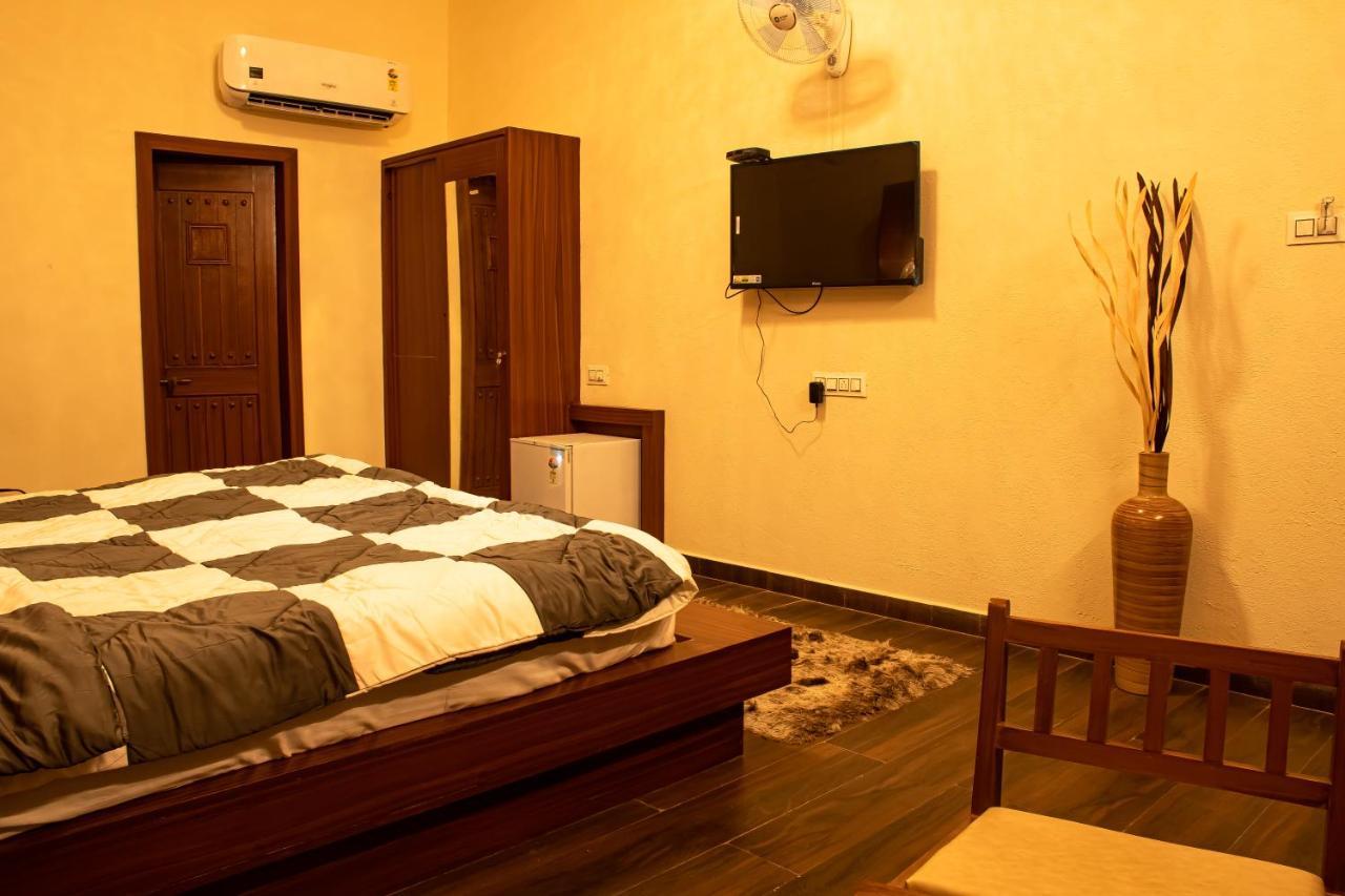The Village Resort Mundra Buitenkant foto