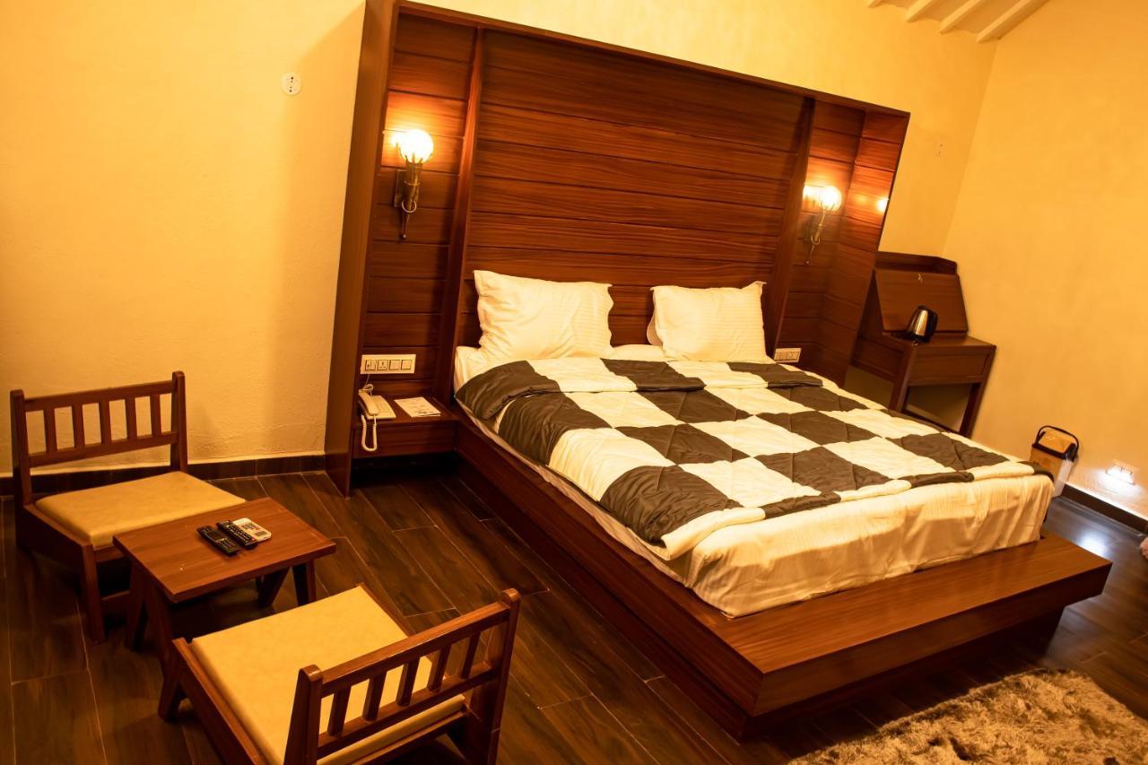 The Village Resort Mundra Buitenkant foto